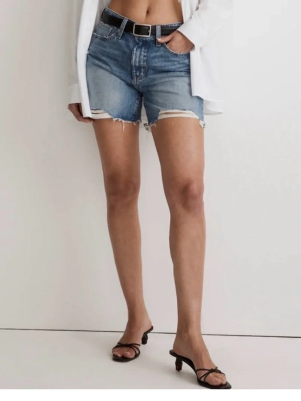 Madewell Distressed Slouch Denim Shorts - med Length size 27 baggy look slouch